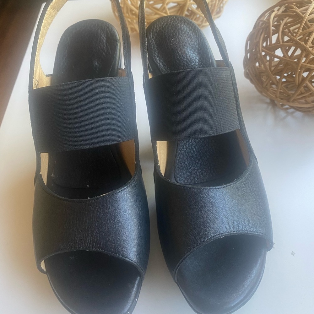 John Fluevog Black Mules Comfortable Slip-On Shoes